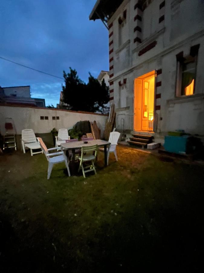 וו-סור-מר Chambre Sur La Falaise De Pontaillac מראה חיצוני תמונה